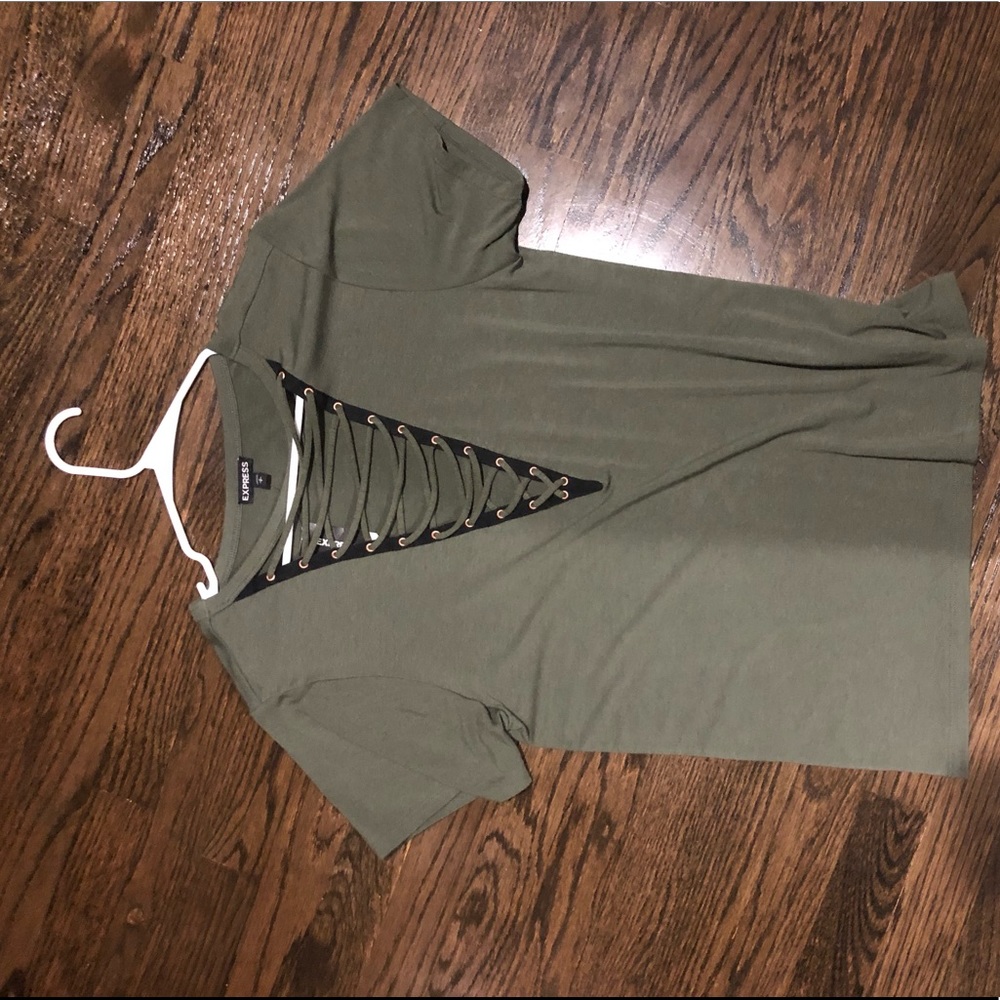 UNWORN Express Top in Army Green